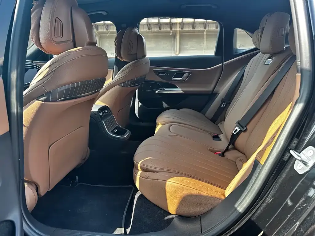 Mercedes-Benz E-Class New Energy — фото 3