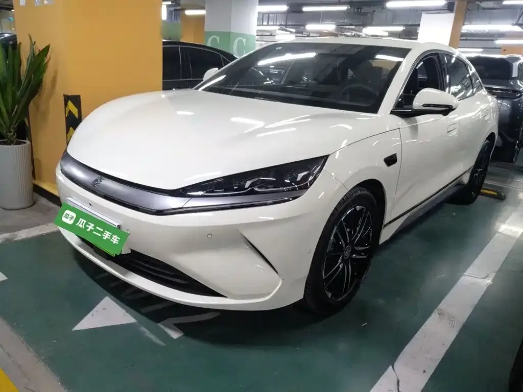 BYD Qin L — фото 9