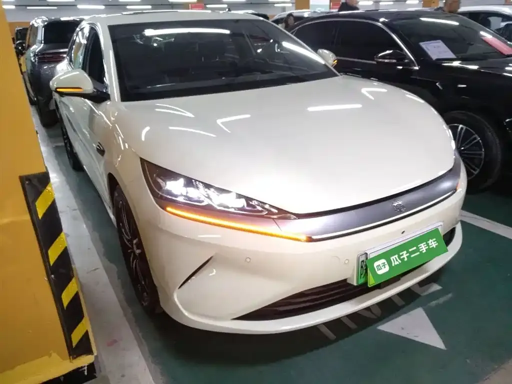BYD Qin L — фото 10