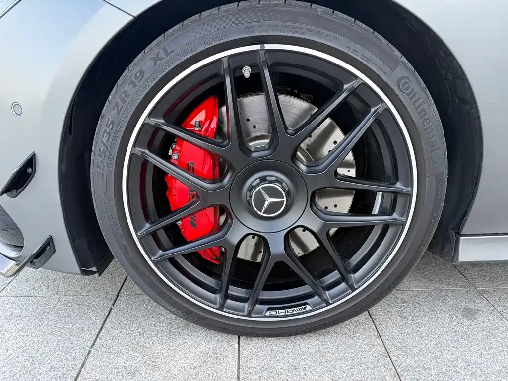 Mercedes-Benz CLA AMG — фото 9