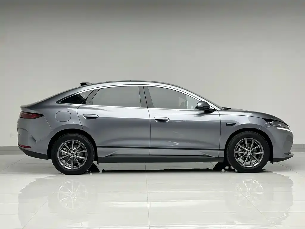 BYD Qin L — фото 2