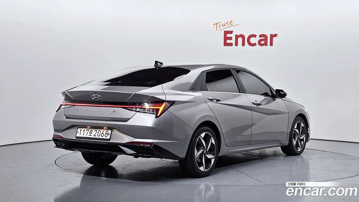 Hyundai AVANTE — фото 3