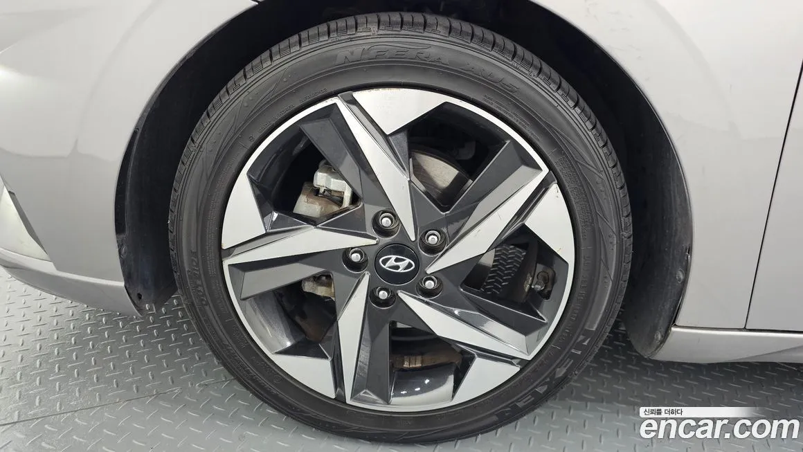 Hyundai AVANTE — фото 4