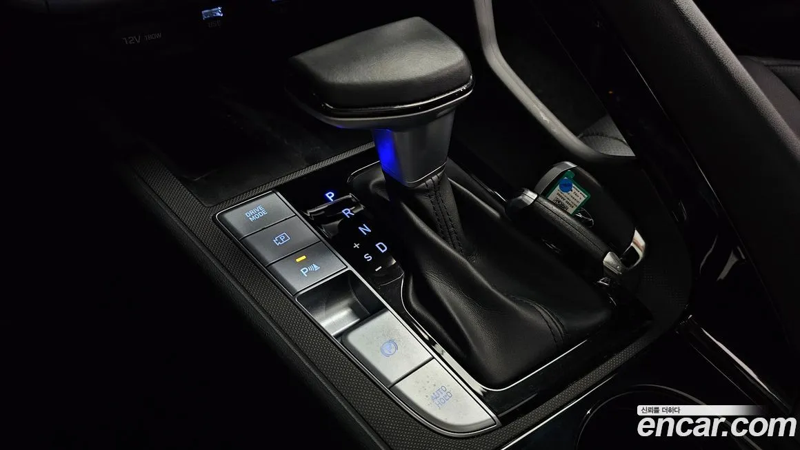 Hyundai AVANTE — фото 8