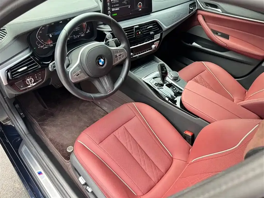 BMW 5 Series — фото 5