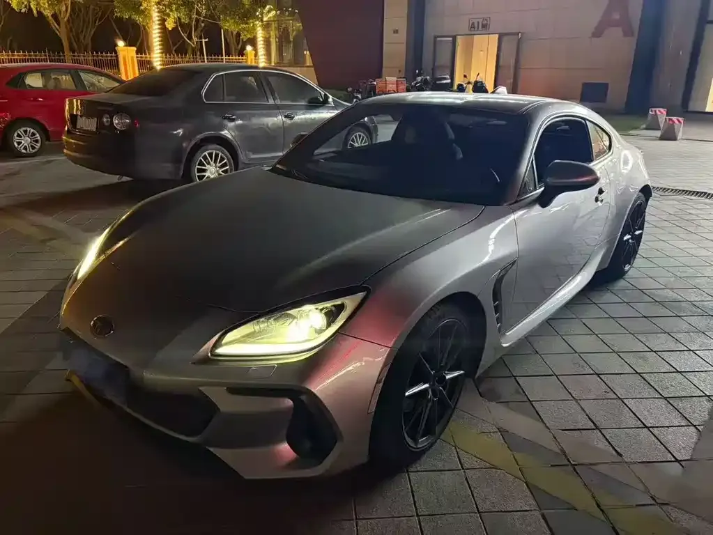 Subaru BRZ — фото 1