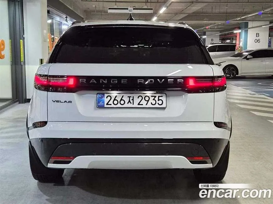 Land Rover Range Rover Velar — фото 9