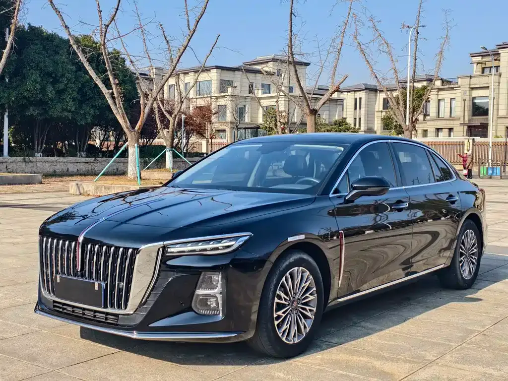 Hongqi H5 — фото 1