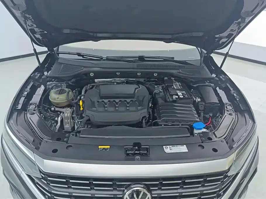 Volkswagen Passat — фото 6
