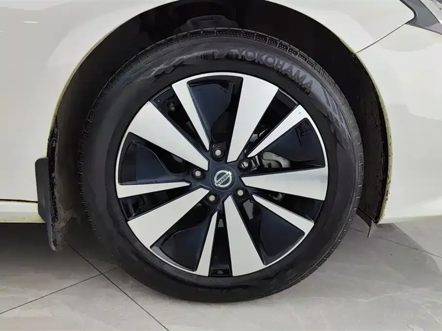 Nissan Teana — фото 3