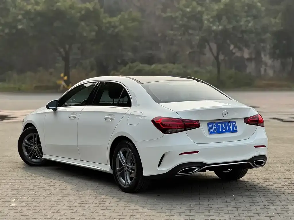 Mercedes-Benz A-Class — фото 7