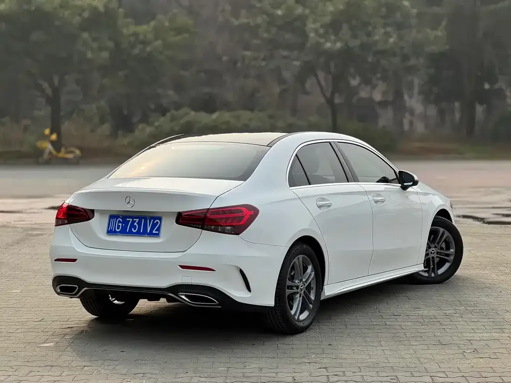 Mercedes-Benz A-Class — фото 8