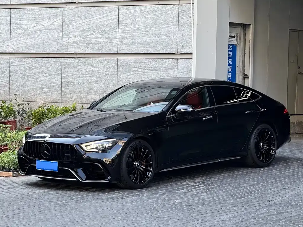Mercedes-Benz AMG GT — фото 1