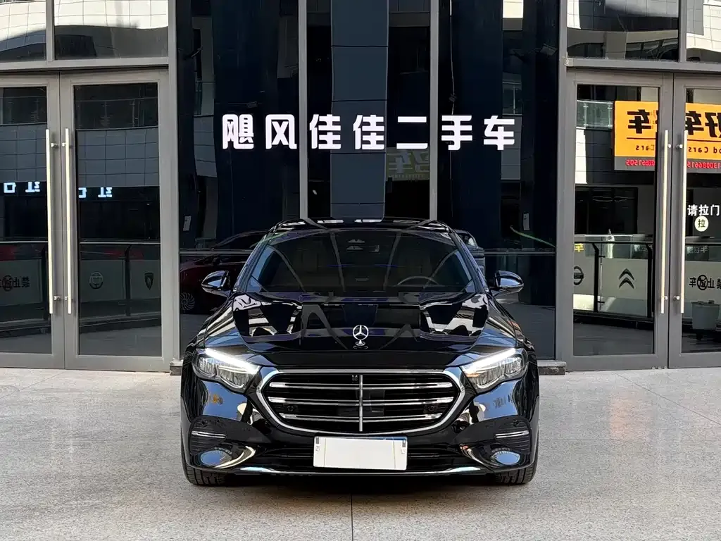 Mercedes-Benz E-Class — фото 10
