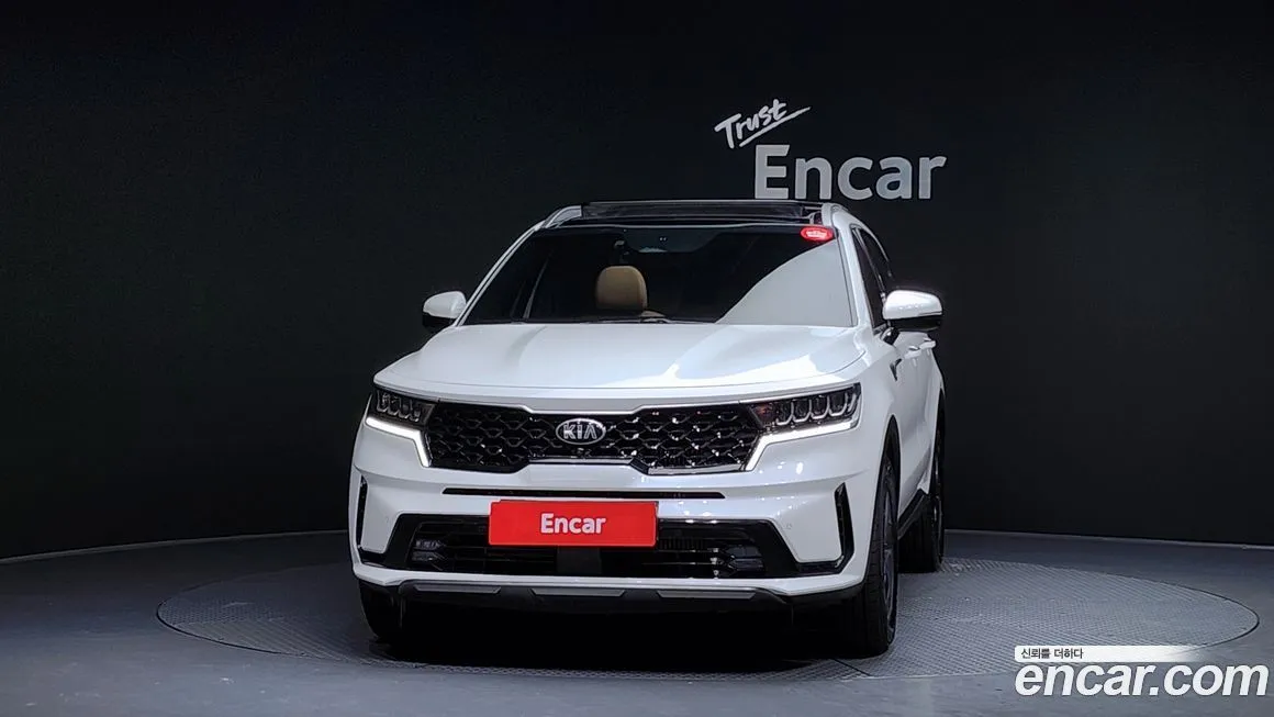 Kia Sorento — фото 5
