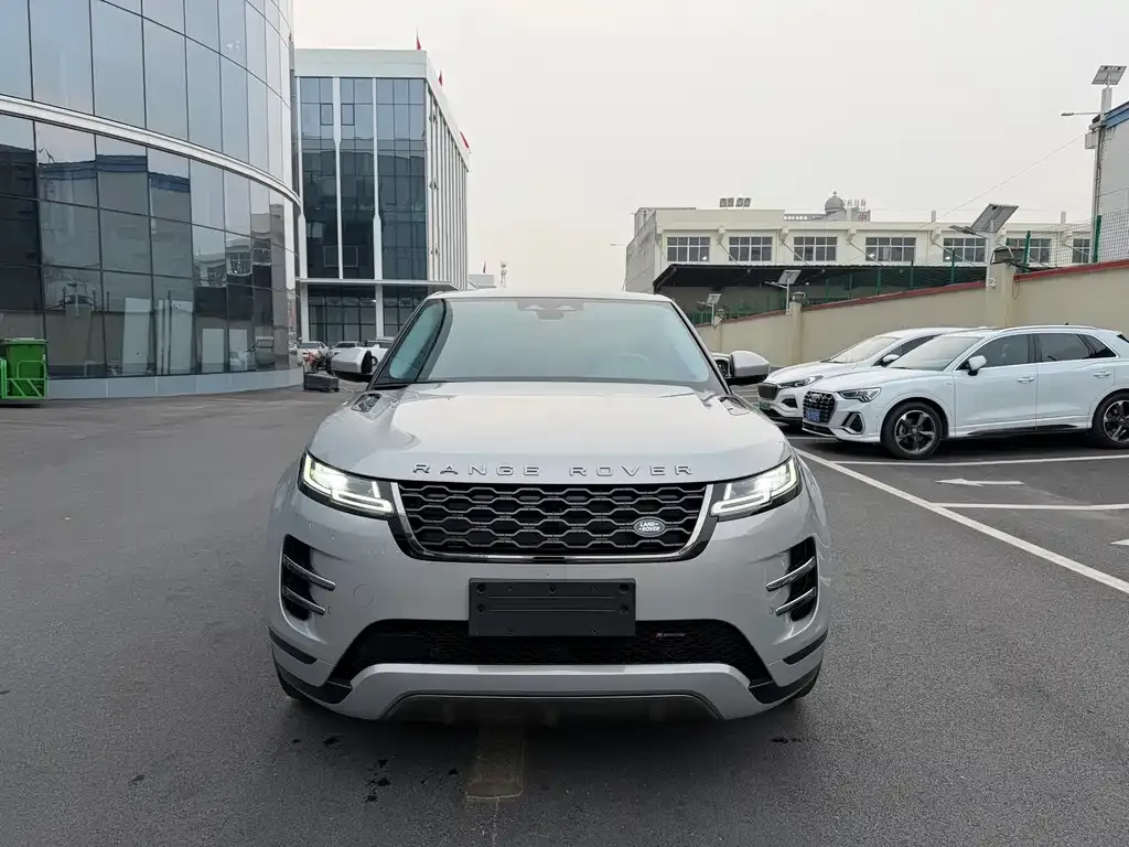 Land Rover Evoque — фото 1