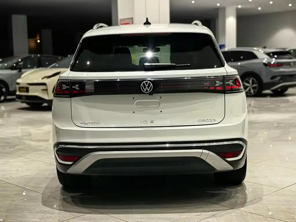 Volkswagen ID.6 Crozz — фото 6