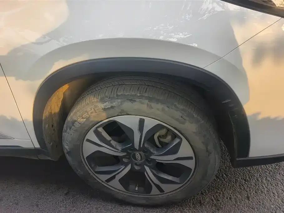 Chery Tiggo 8 PRO NEV — фото 3