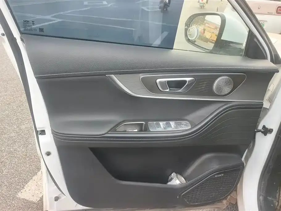 Chery Tiggo 8 PRO NEV — фото 9