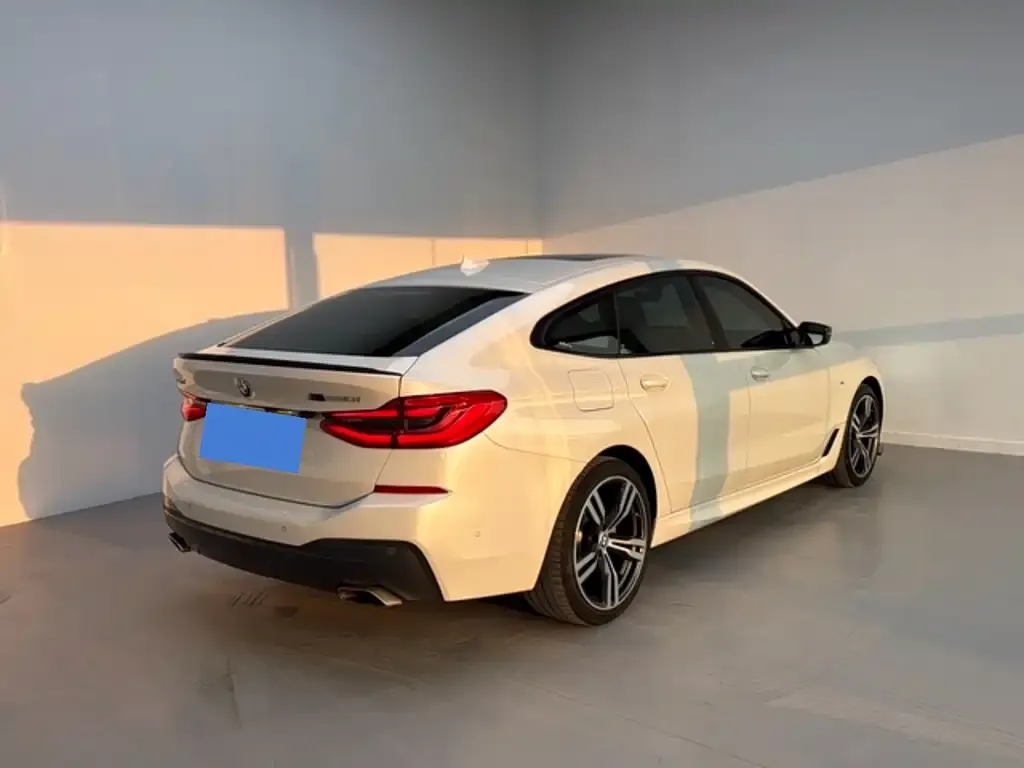 BMW 6 Series GT — фото 10