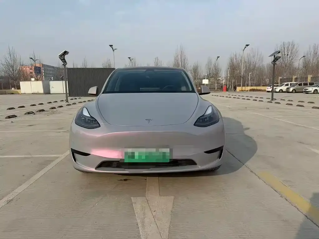 Tesla Model Y — фото 4