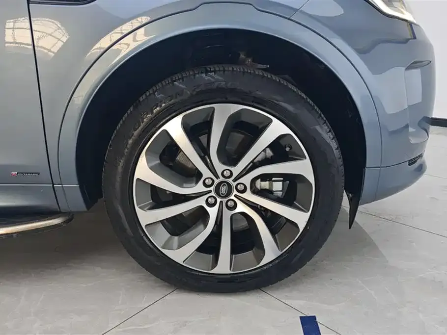 Land Rover Discovery Sport — фото 4