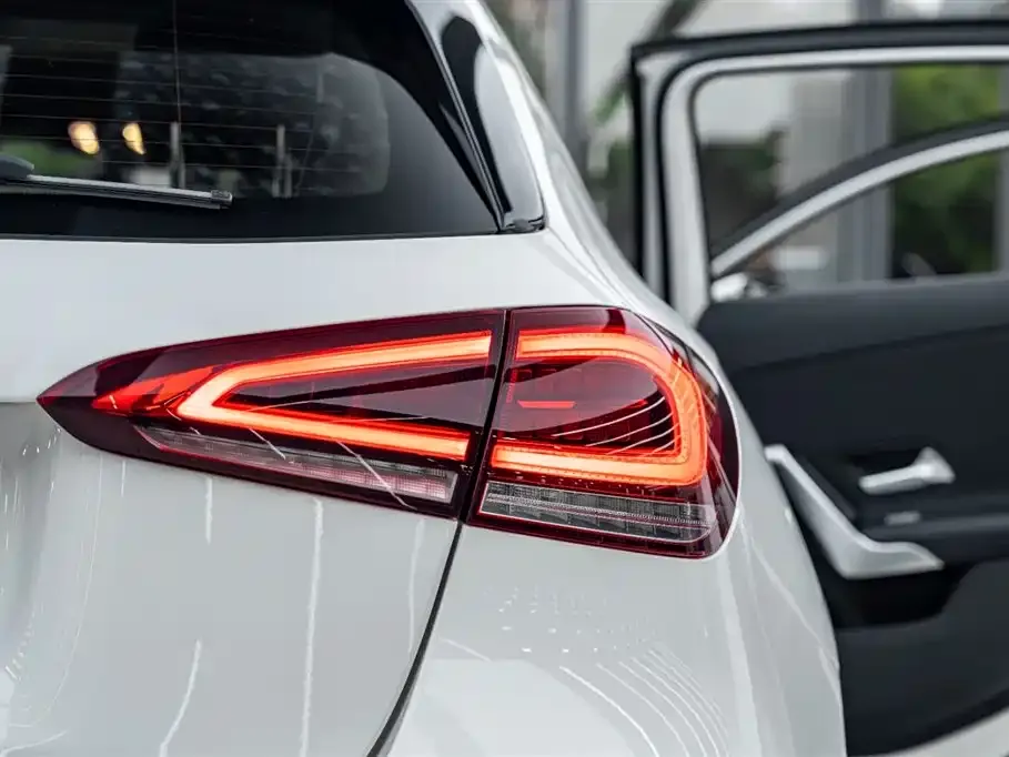 Mercedes-Benz A-Class (Import) — фото 9