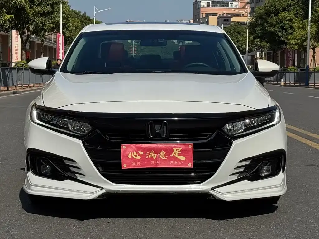Honda Accord — фото 4