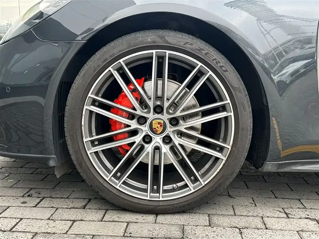 Porsche Panamera — фото 6