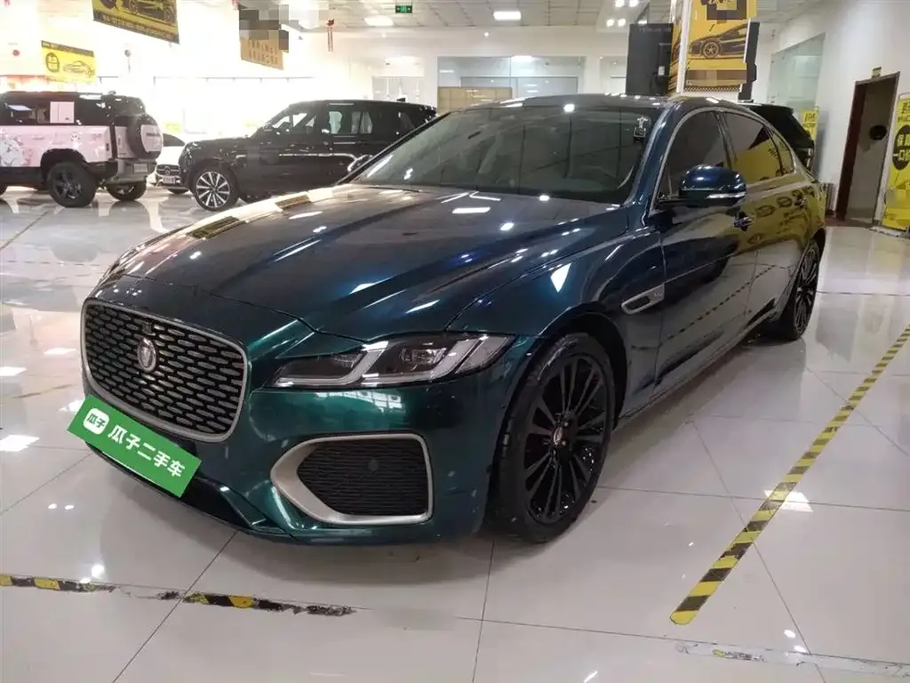 Jaguar XFL — фото 1