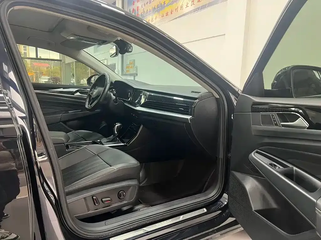 Volkswagen Passat — фото 5