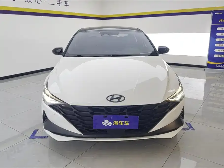 Hyundai Elantra — фото 3