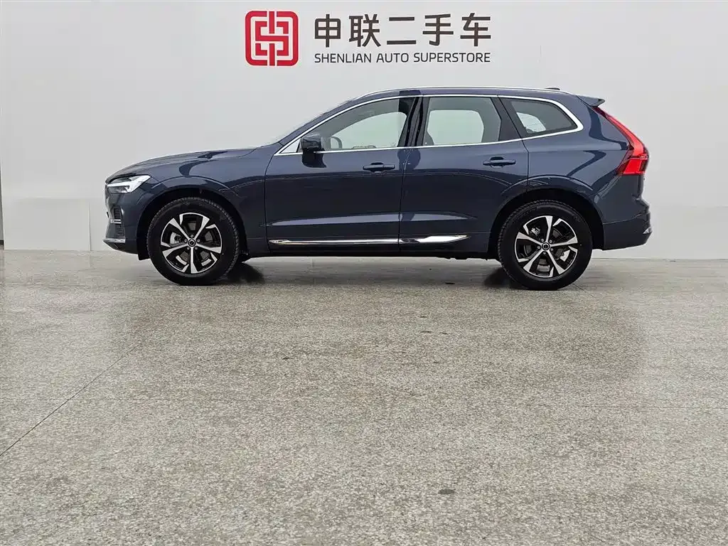 Volvo XC60 — фото 8