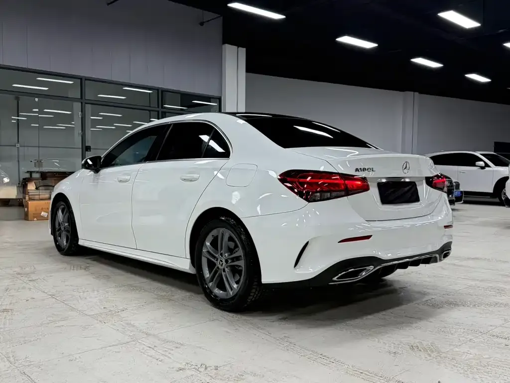 Mercedes-Benz A-Class — фото 10