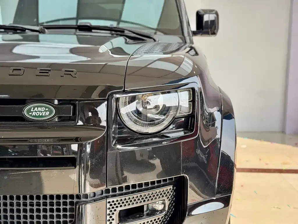 Land Rover Defender — фото 9