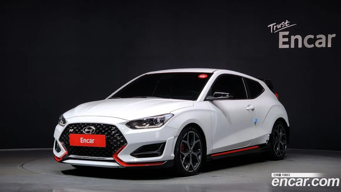 Hyundai Veloster — фото 1