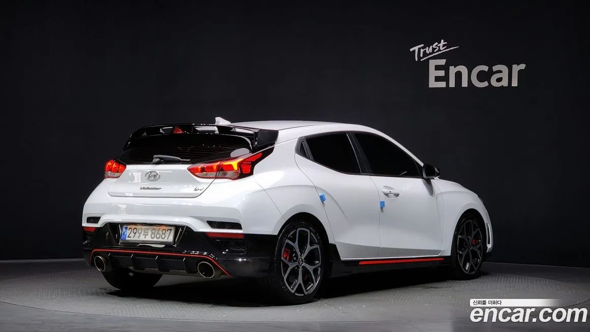 Hyundai Veloster — фото 6
