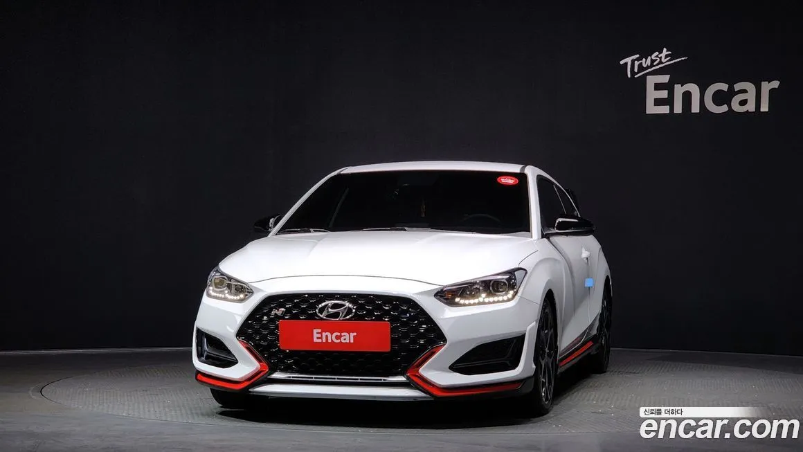 Hyundai Veloster — фото 3