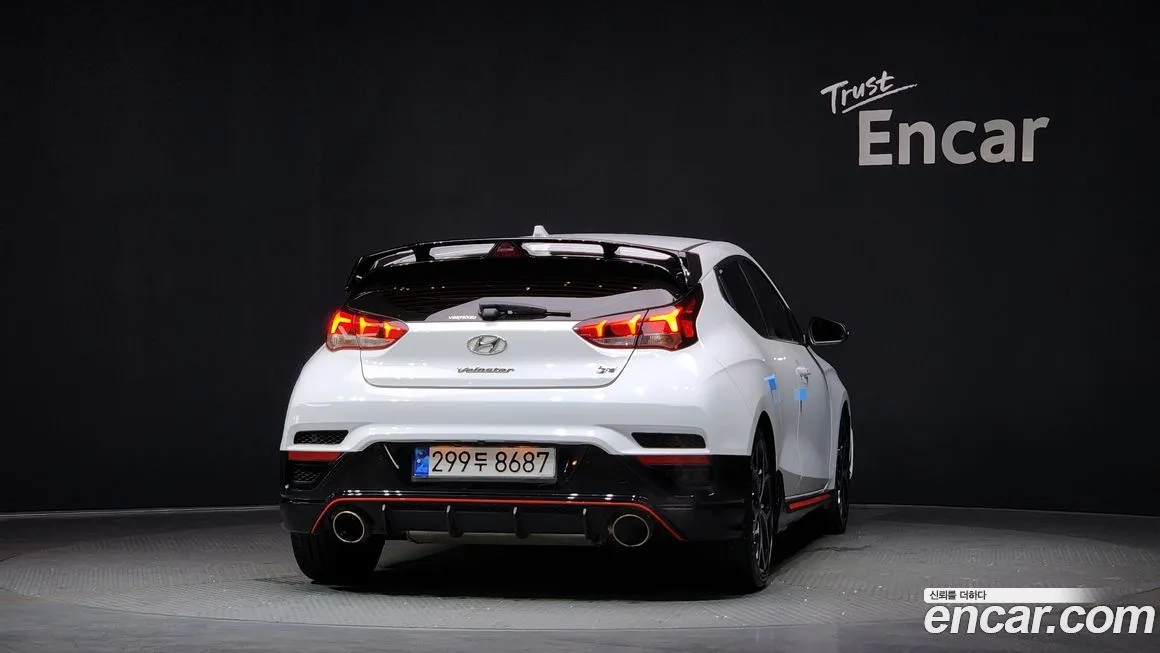 Hyundai Veloster — фото 2
