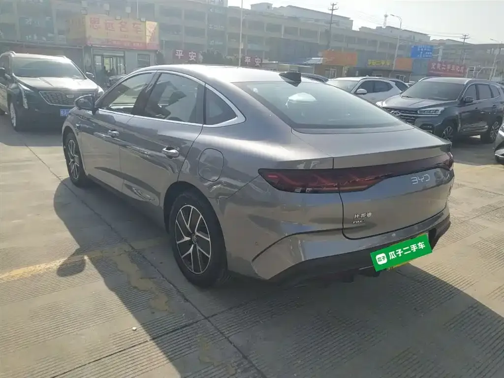 BYD Qin L — фото 10