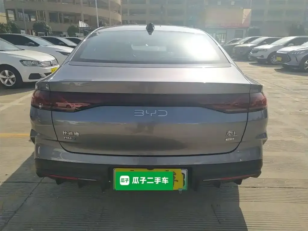 BYD Qin L — фото 4