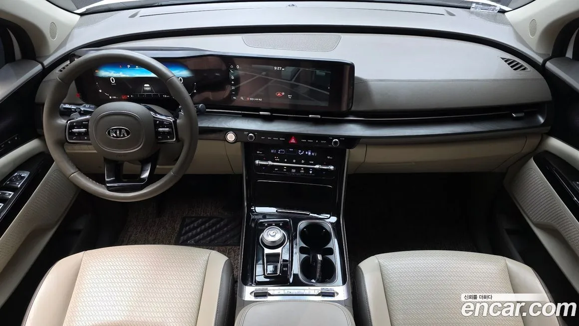 Kia Carnival — фото 10