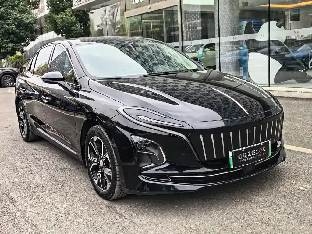 Hongqi E-QM5 — фото 7