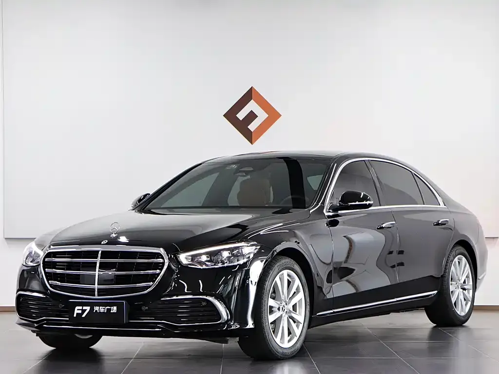 Mercedes-Benz S-Class — фото 1