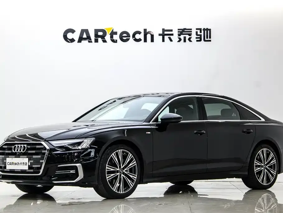 Audi A6L — фото 1