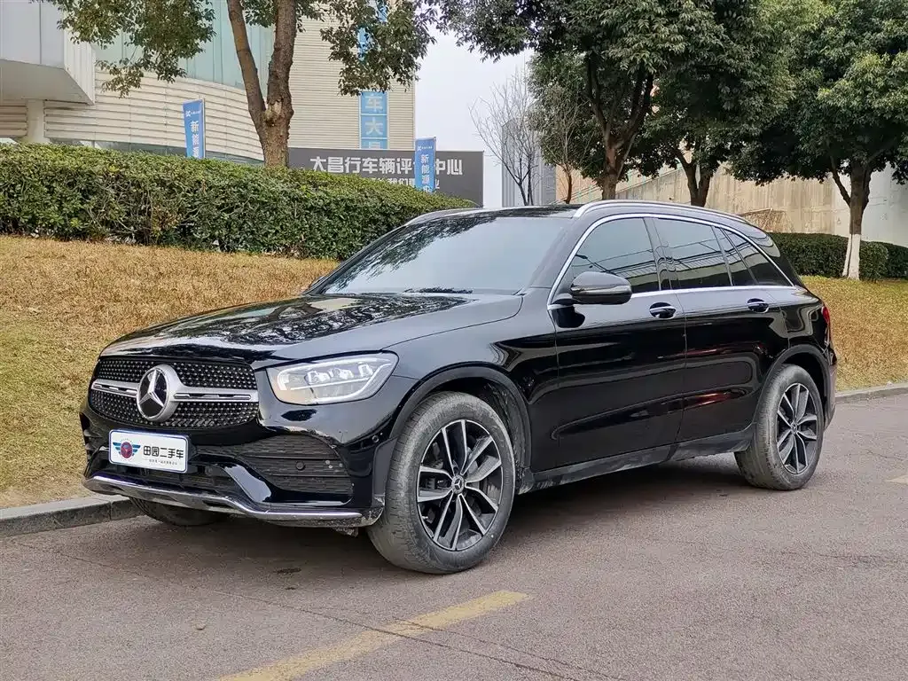 Mercedes-Benz GLC — фото 1