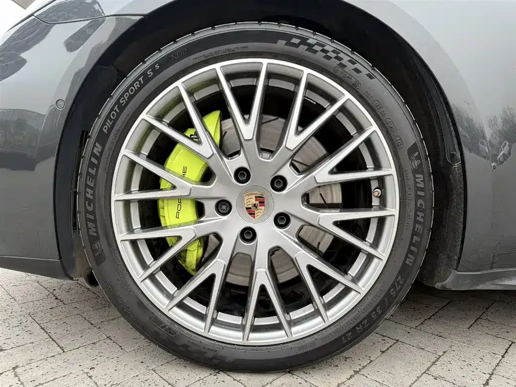 Porsche Panamera Hybrid — фото 10