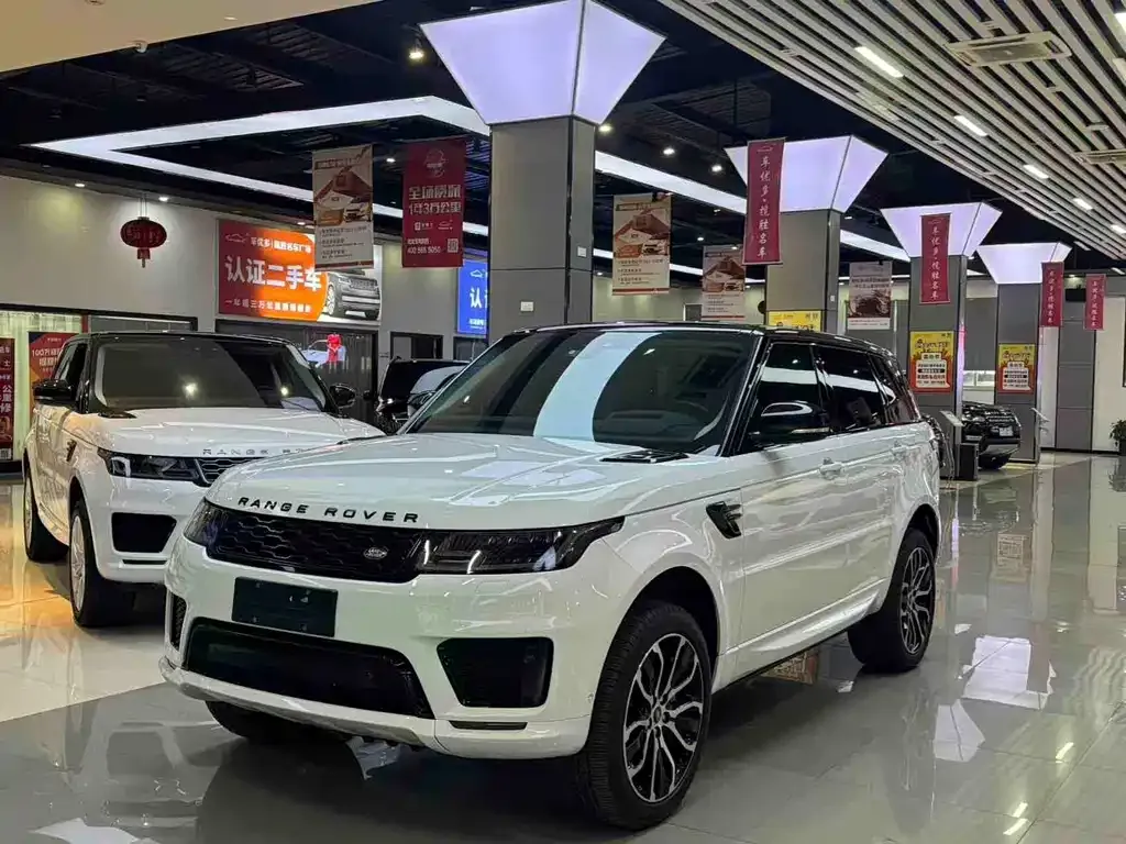 Land Rover Sport — фото 1