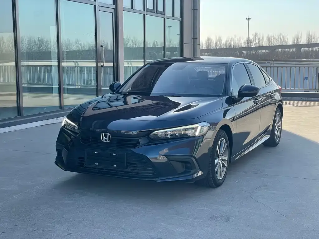 Honda Civic — фото 1