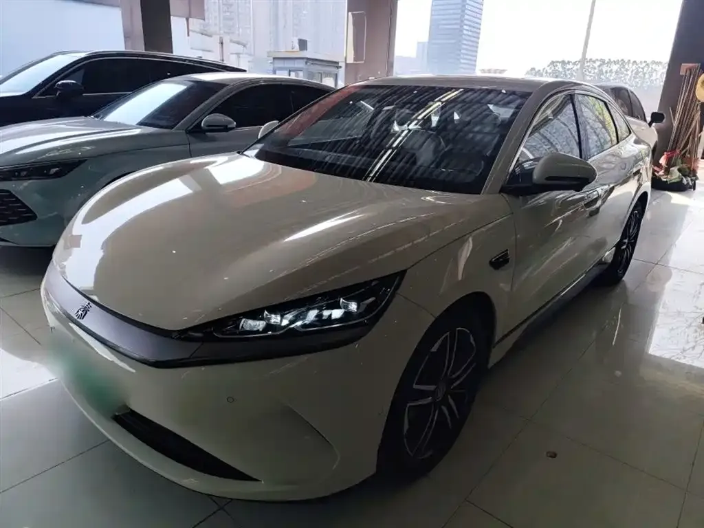 BYD Qin L — фото 4